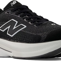 Women's New Balance 860 V15 Double Wide in Black/ White. Sku: W8604NE-2E
