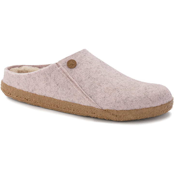 Quarter view Women's Birkenstock Footwear style name Zermatt Shearling Narrow in color Light Rose. Sku: 1023169