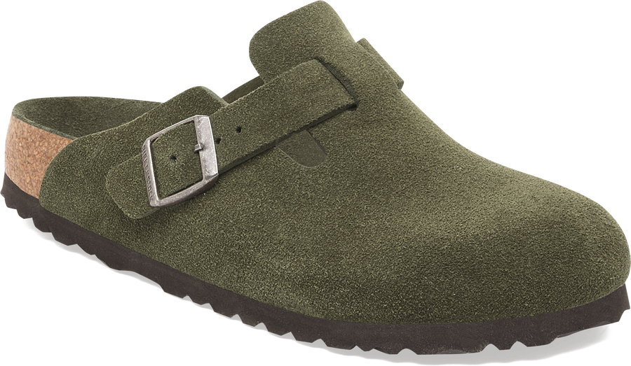 Quarter turn view Men's Birkenstock Footwear style name Boston Soft Footbed Suede in color THYME SDE. Sku: 1030879