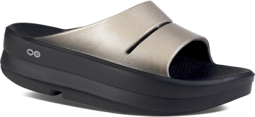 Quarter turn view Women's Oofos Footwear style name Oomega Ooahh Luxe in color LATTE. Sku: 1111BLKLATTE