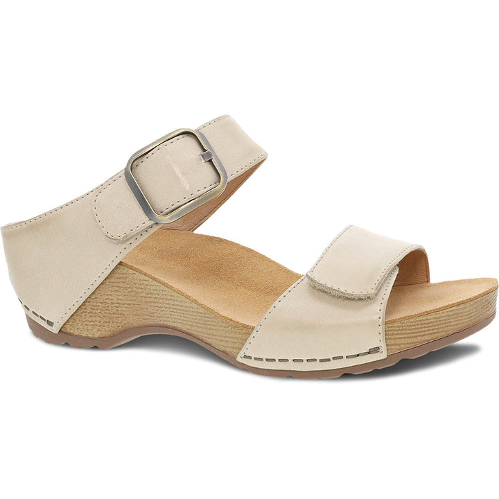 Quarter view Women's Dansko Footwear style name Tanya in color Linen Milled. Sku: 1711-441600