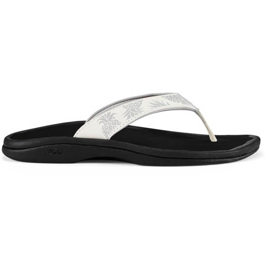 Quarter view Women's Olukai Footwear style name Ohana in color Bright White/ Hua. Sku: 20110-WBHQ