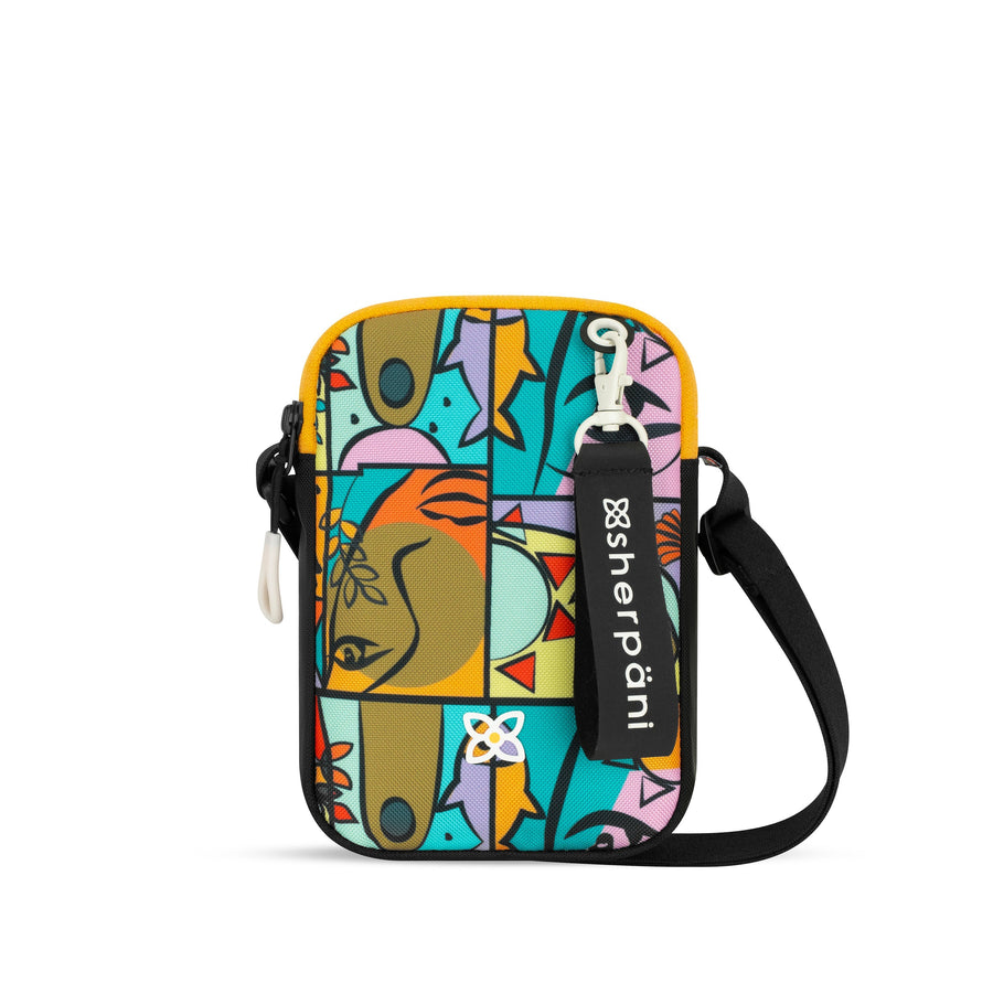 Women's Sherpani Hand Bag style name Rogue in color Cloud9. Sku: 25-ROGUE09110