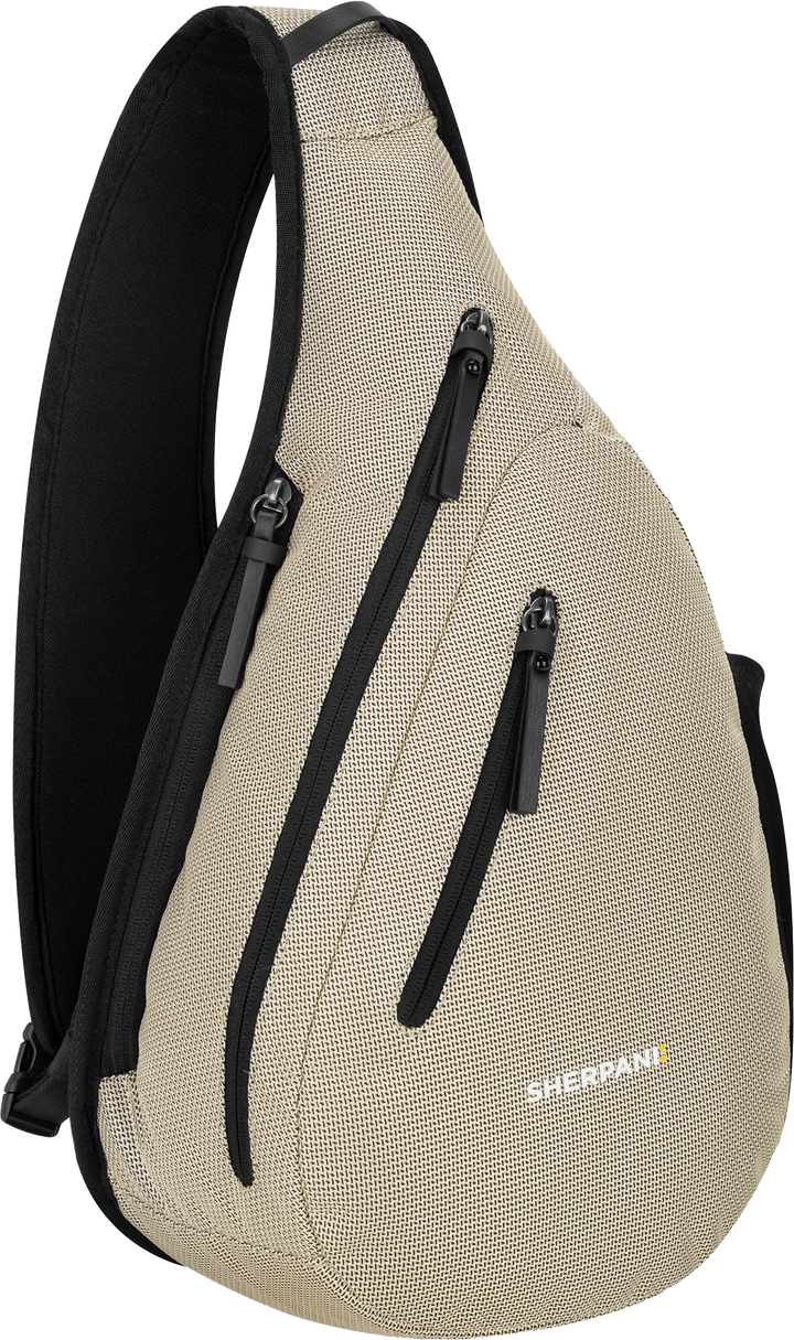 Quarter turn view Women's Sherpani Hand Bag style name Espirit At in color Straw. Sku: 26-ESPRI03060