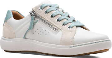 Quarter turn view Women's Clarks Footwear style name Nalle Zen in color WHTCMBI LE. Sku: 26183122