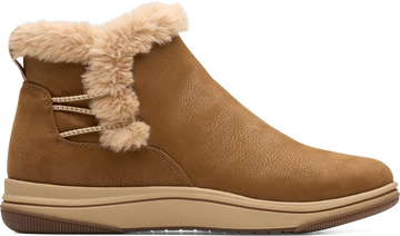 Quarter turn view Women's Clarks Footwear style name Breeze Fur in color DK TAN CMB. Sku: 26184183