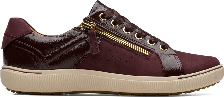 Quarter turn view Women's Clarks Footwear style name Nalle Zen in color MERLOT COM. Sku: 26184396