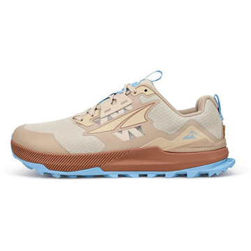 Quarter view Women's Altra Footwear style name Lone Peak 7 in color Tan. Sku: AL0A7R7G-922