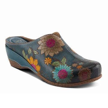 Quarter view Women's L'Artiste Footwear style name Chienti in color Navy Multi. Sku: CHIENTI-NM