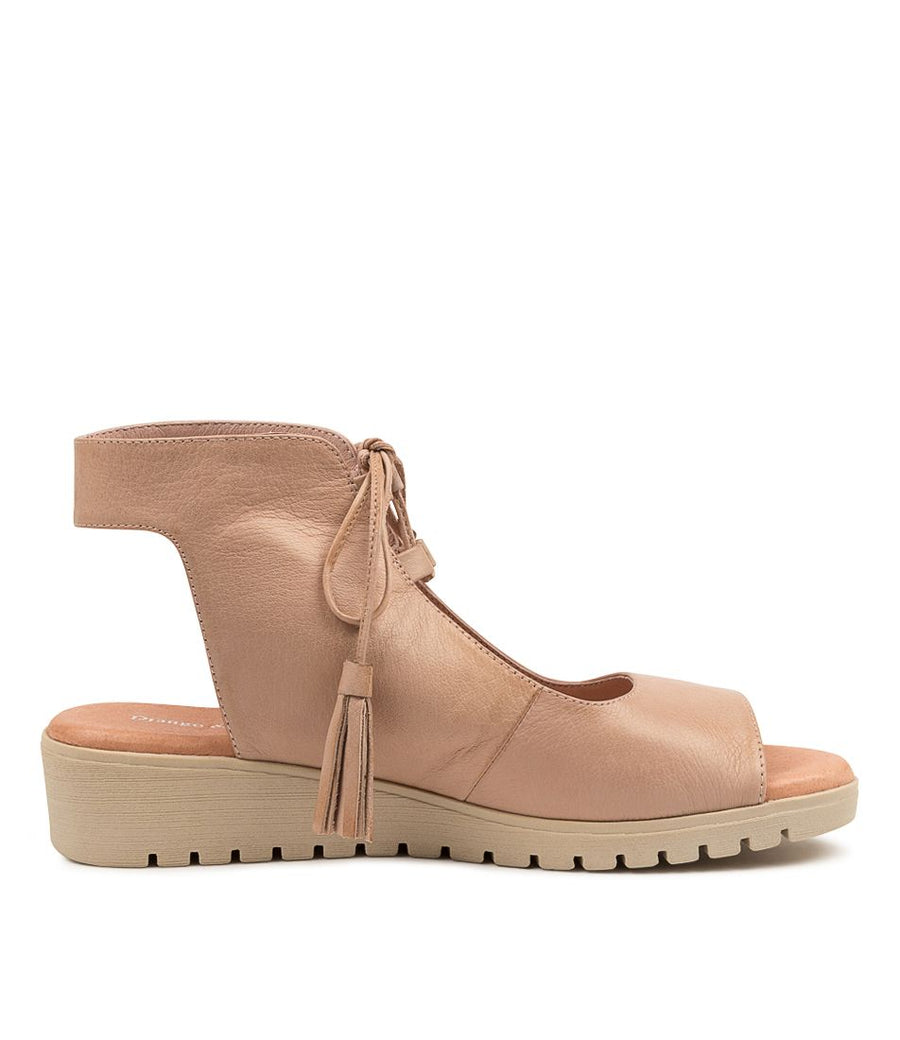 Inside View Women's Django & Juliette Milan Sandal In Cafe/ Nude Sole Leather Sku: Dj17016Nzjle