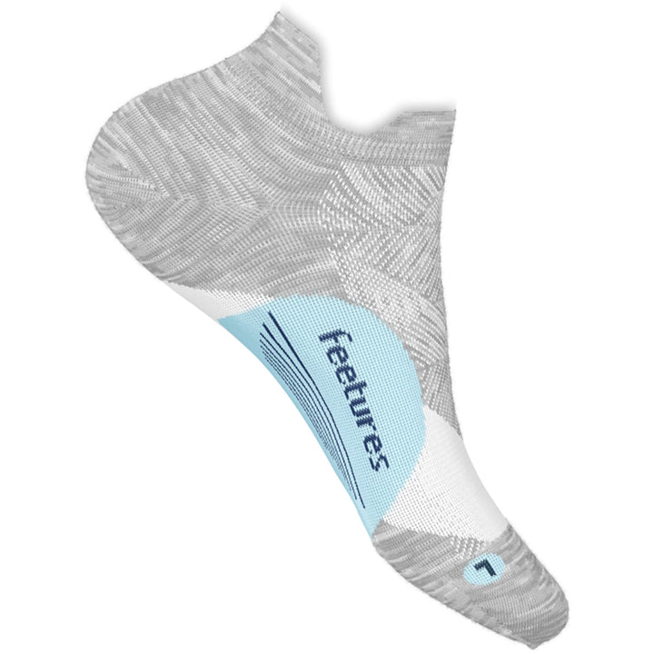 Quarter turn Women's Feetures Sock style name Elite Light Cushion No Show in color Gray Sky. Sku: E5058749