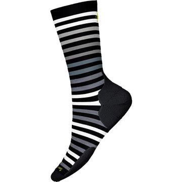 Quarter turn Women's Smartwool Sock style name Everyday Spruce Street Crew in color Black-White. Sku: SW001736960