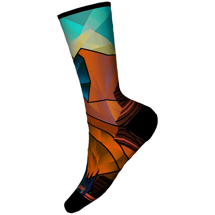 Quarter turn Women's Smartwool Sock style name Targ Cushion Mountain Crew in color Orange Rust. Sku: SW002688L17