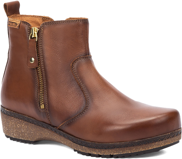 Quarter turn view Women's Pikolinos Footwear style name Granada 8988 in color CUERO. Sku: W0W-8988CUE