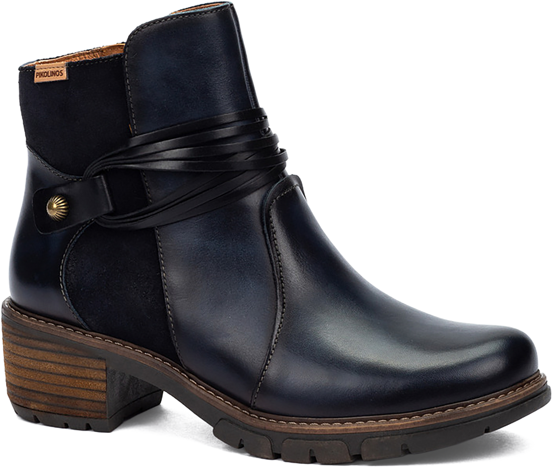 Quarter turn view Women&