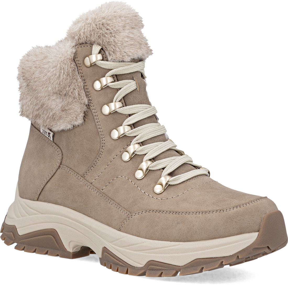 Quarter turn view Women&