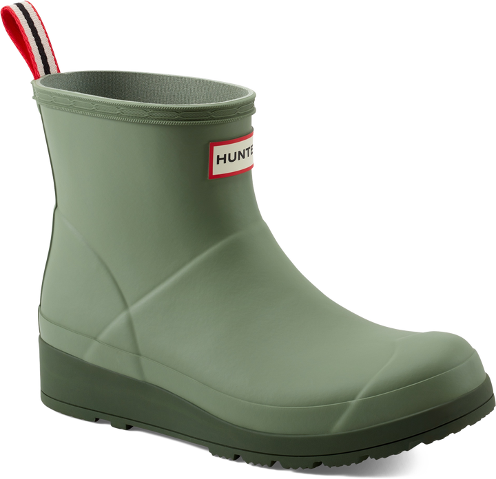 Quarter turn view Women's Hunter Footwear style name W Play Short Boot in color OIL GREEN. Sku: WS2020RMA-MGN02