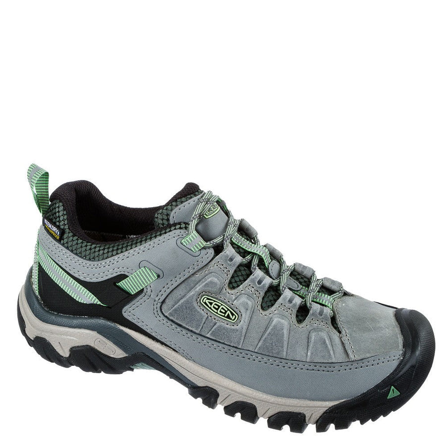 Quarter view Women's Footwear style name TARGHEE III WP in color Bleacher/Duck Green. SKU: 1018155
