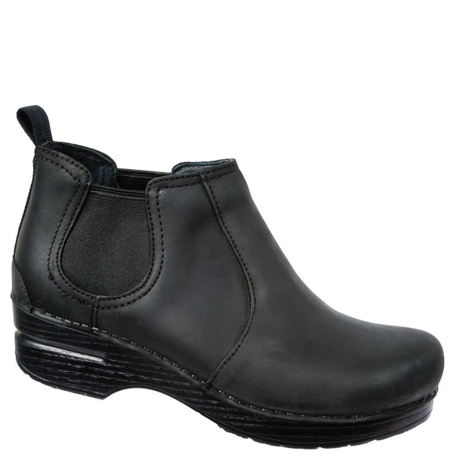 Quarter view Women's Footwear style name FRANKIE in color Black. SKU: 2320-20202