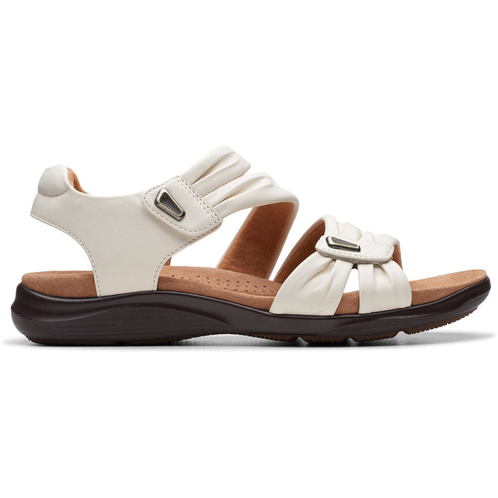 Quarter view Women's Clarks Footwear style name Kitly Ave in color Off White. Sku: 26177306W