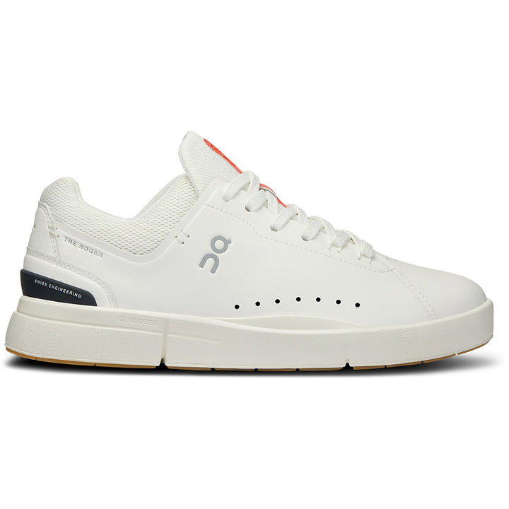 Quarter view Women's On Running Footwear style name The Roger Advantage in color White Spice. Sku: 3WD10652237