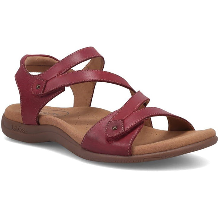 Quarter view Women's Taos Footwear style name Big Time in color Cranberry. Sku: BGT-14132CRA