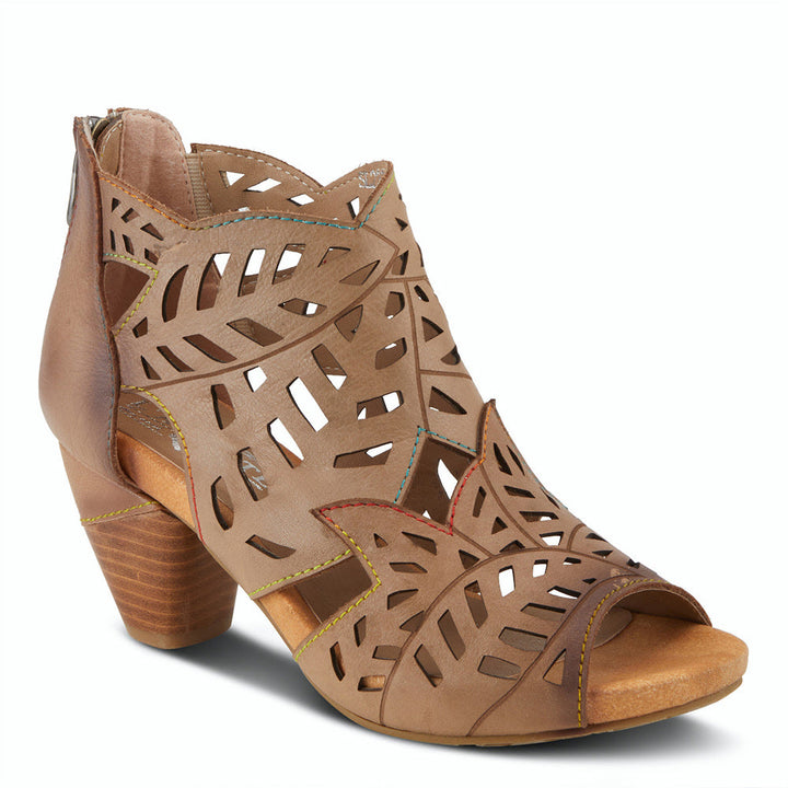 Quarter view Women's L'Artiste Footwear style name Icon in color Tan. Sku: ICON-TN