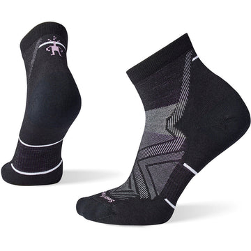 Quarter view Women's Sock style name Run Targeted Cush Ankle in color Black. SKU: SW001675001