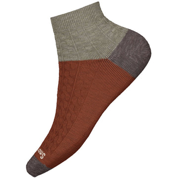 Quarter view Women's Smartwool Sock style name Everyday Cable Ankle in color Picante. Sku: SW001829J33