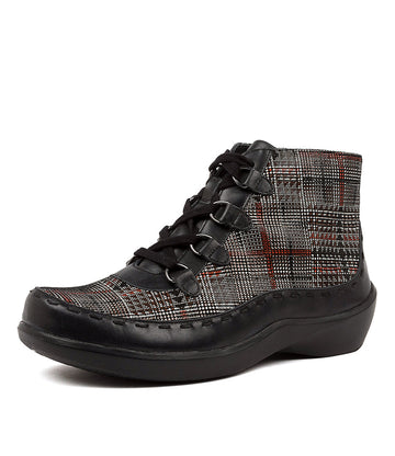 Quarter view Women's Ziera Footwear style name Alexia in Black-Black&Red Check Leather. Sku: ZR10211C27LE-XW