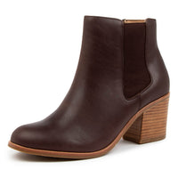 Quarter turned view Women's Ziera Footwear style name Luck in Choc Leather. Sku: ZR10253E91LE